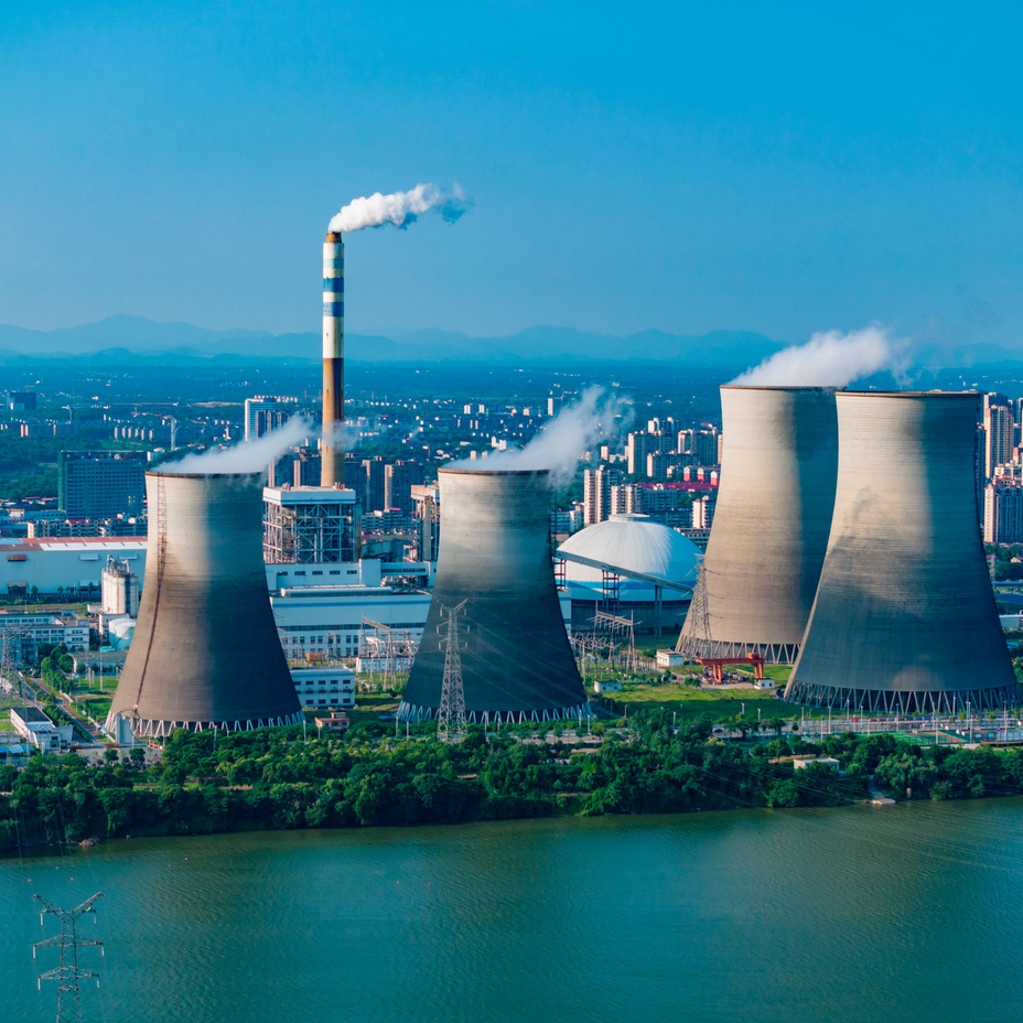 Vista aérea de una central eléctrica