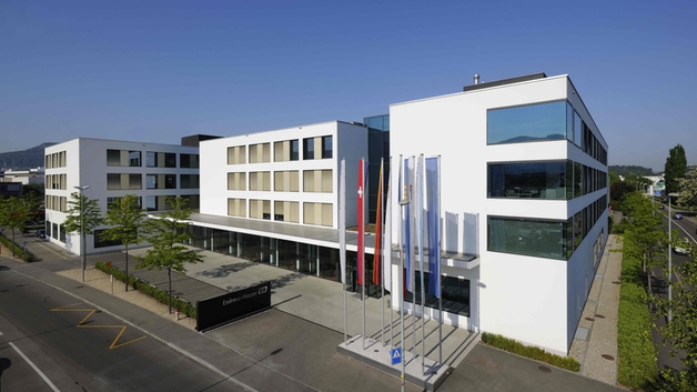Edificio Sternenhof en Reinach, Suiza.