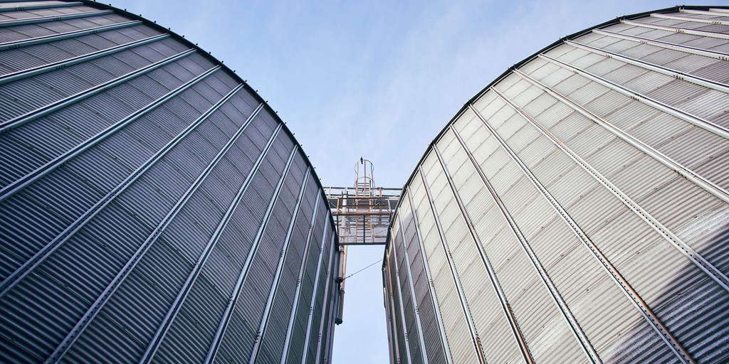 Storage tanks