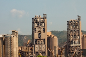 Silos de almacenamiento de cemento