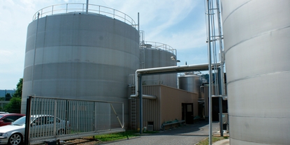Tratamiento de aguas residuales sostenible en la planta de procesamiento de leche de Emmien Dagmersellen, Suiza