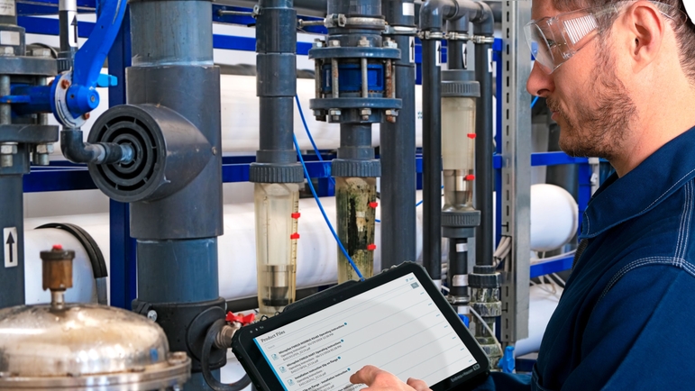 Monitoring of the asset health status for the Water & Wastewater industry.